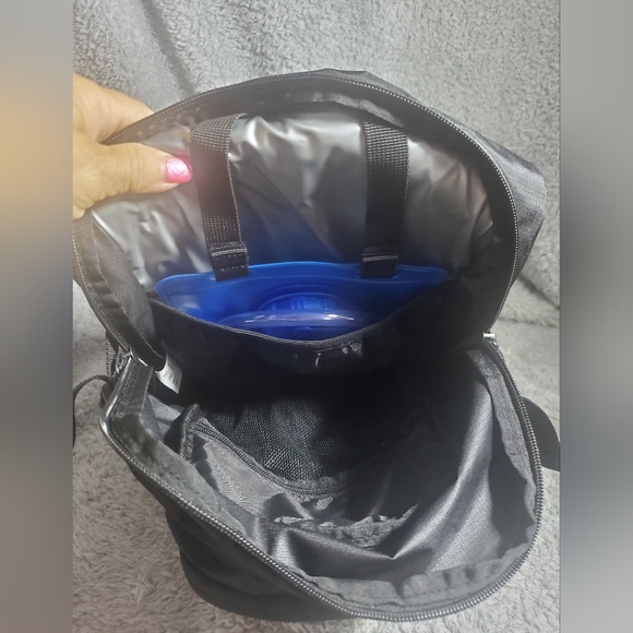 Everfun Hydration Backpack 18L with Water Bladder 2L/3L Hiking Water Backpack Wo - Picture 12 of 16